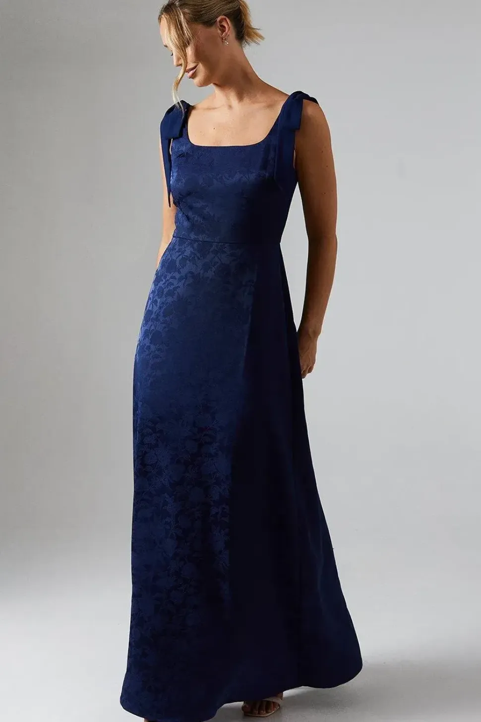 Square Neck Chiffon Tie Shoulder Satin Jacquard Bridesmaids Dress