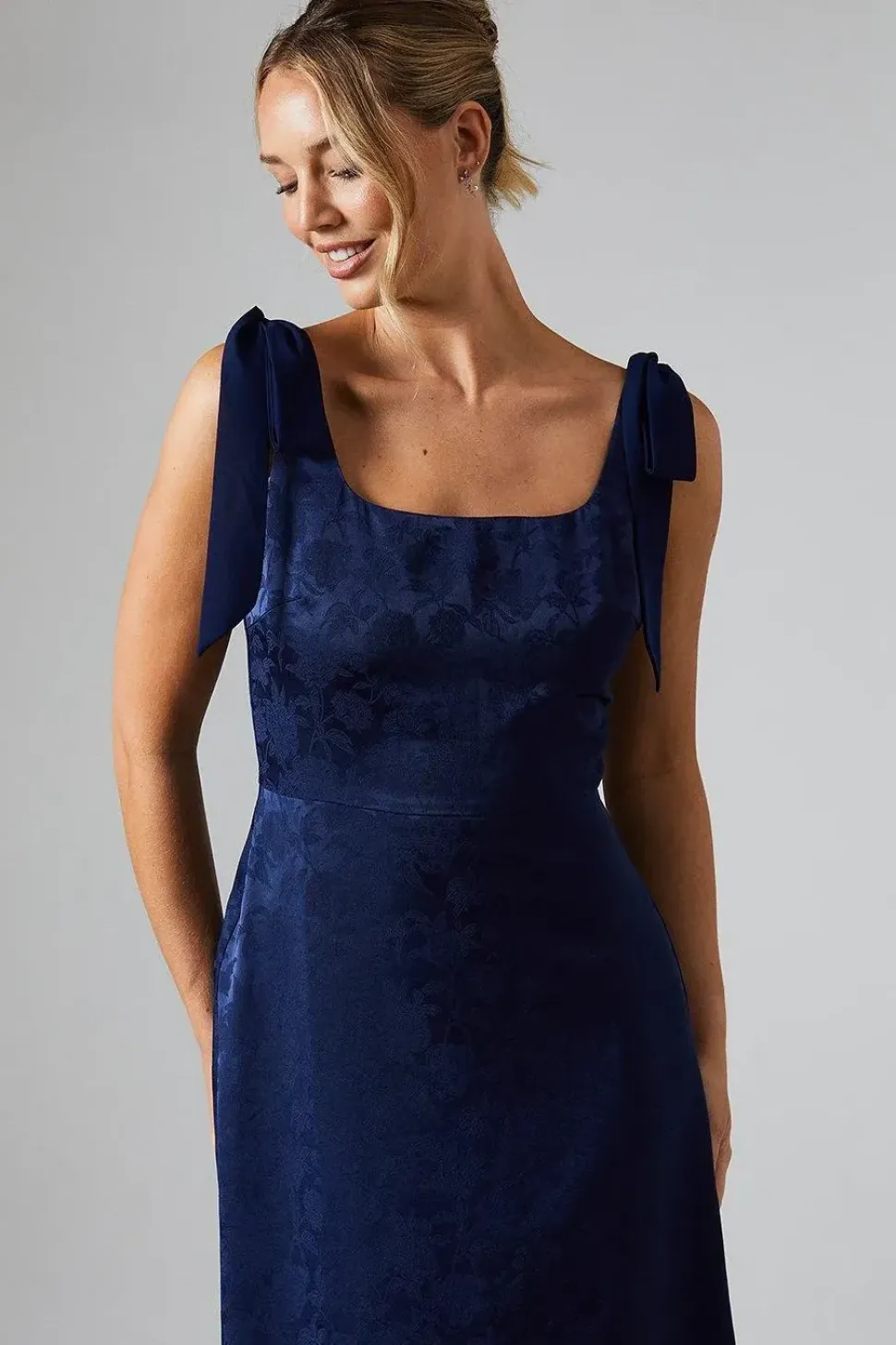 Square Neck Chiffon Tie Shoulder Satin Jacquard Bridesmaids Dress