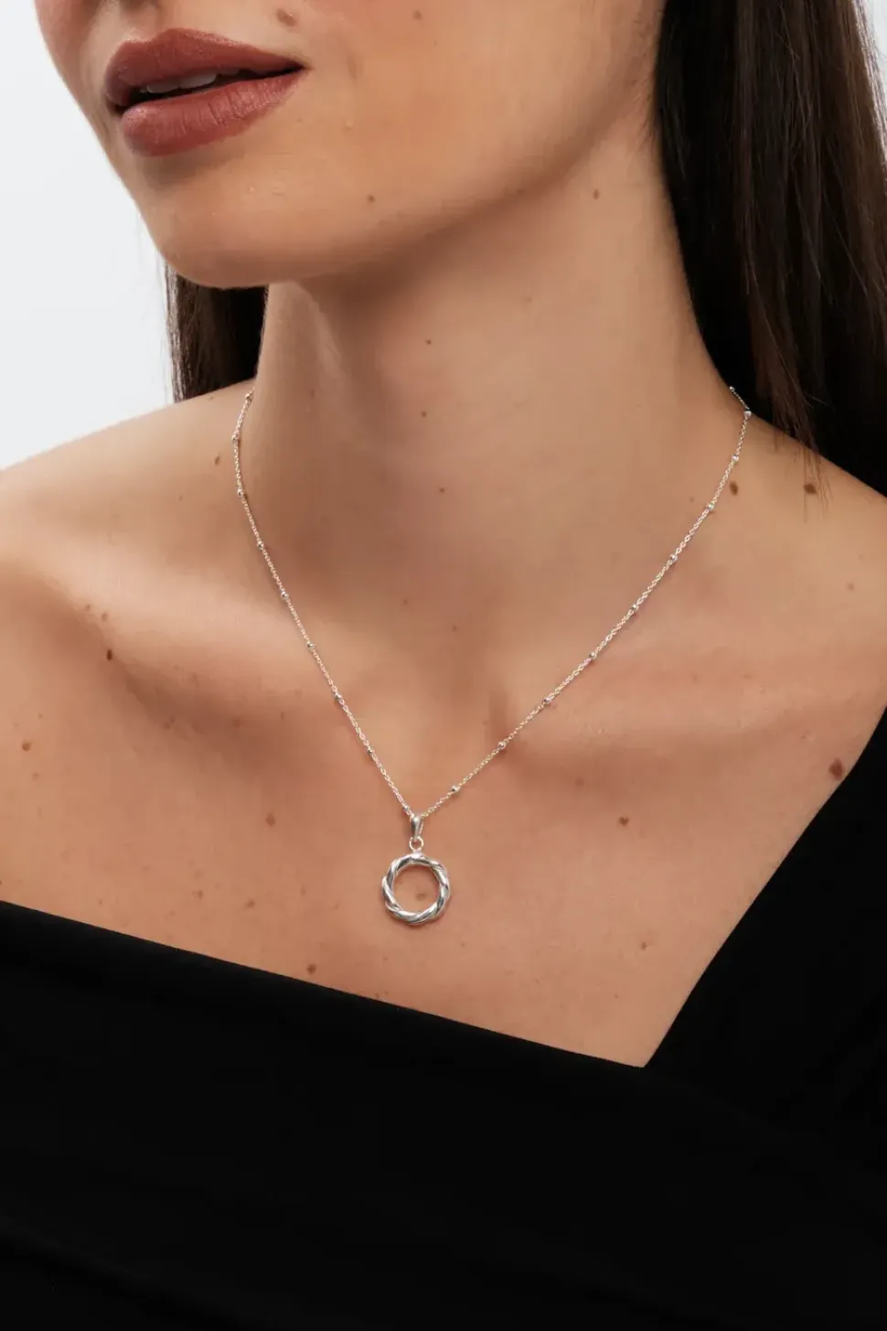 Sterling Silver 925 Polished Station Chain Polished Open Twist Pendant