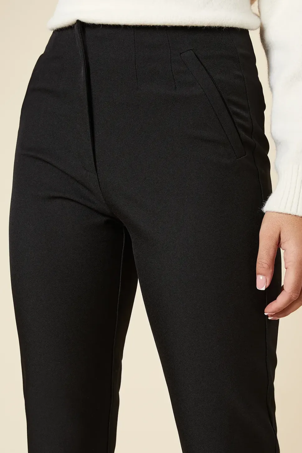 Straight Ankle Grazer Trouser