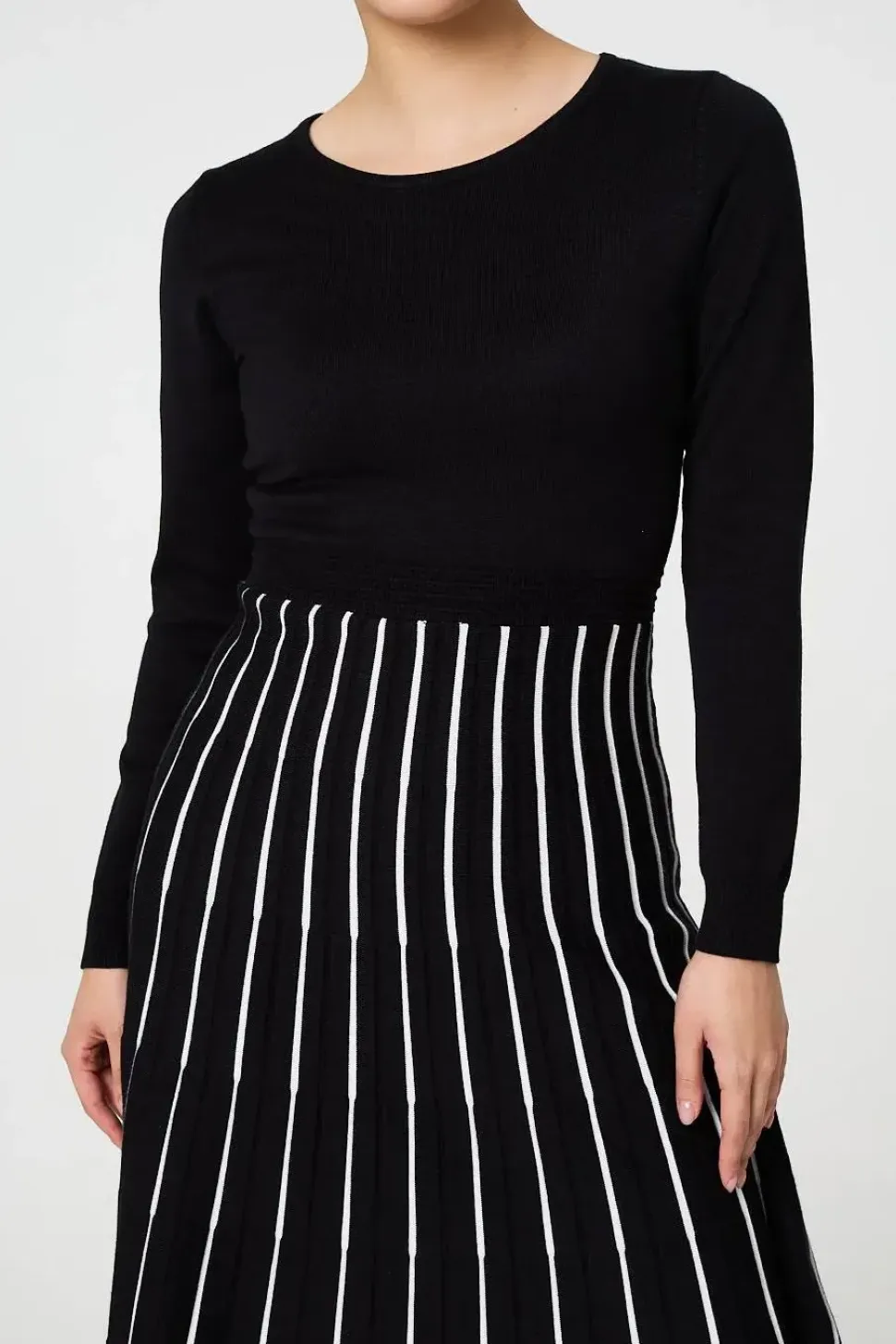 Striped Pleat Skirt Knitted Midi Dress