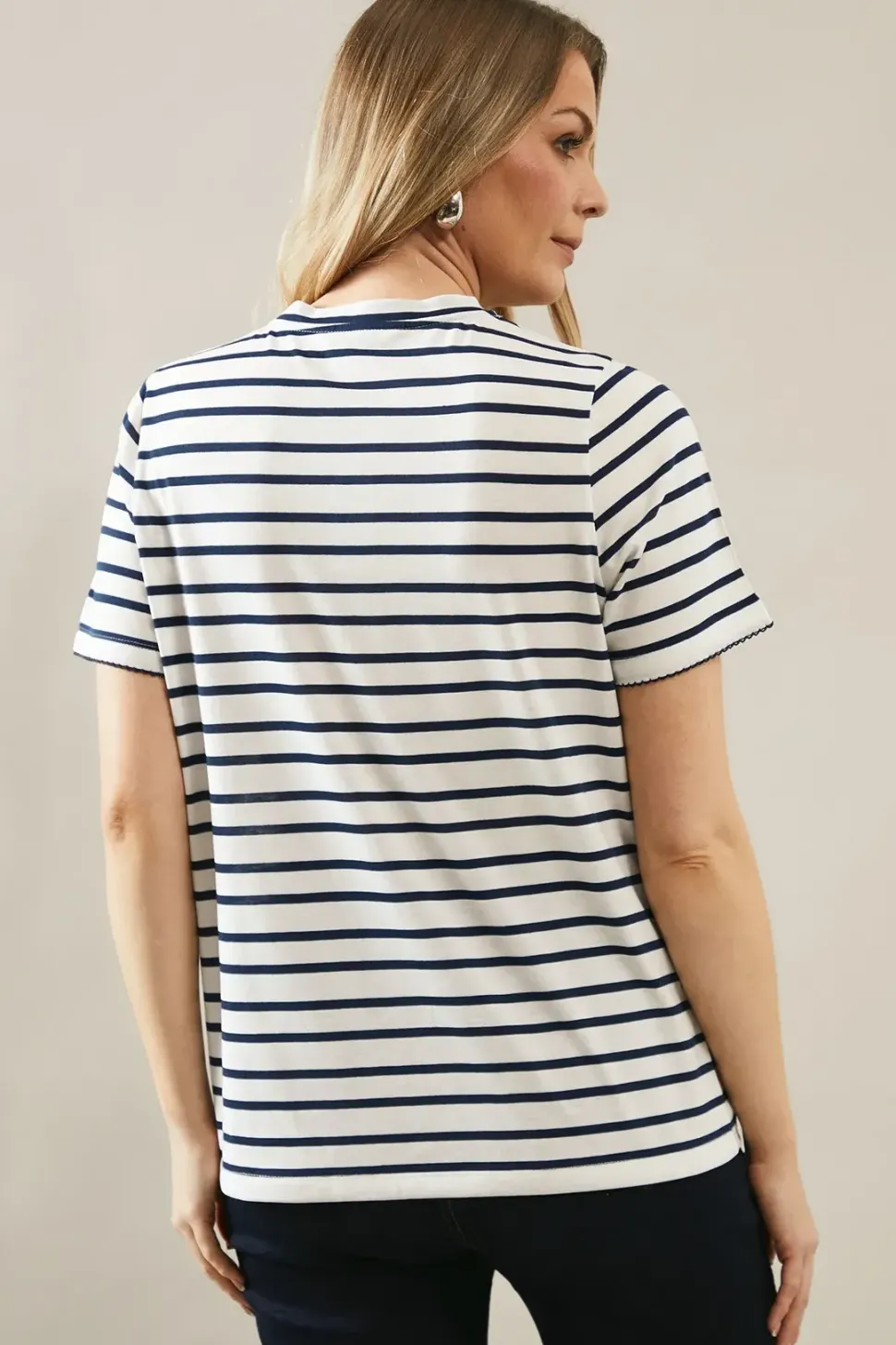 Striped Scallop Detial Relaxed T-Shirt