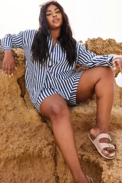 Stripe Print Shorts