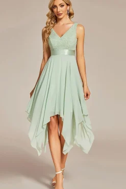 Stunning V Neck Lace & Chiffon Wedding Guest Dresses