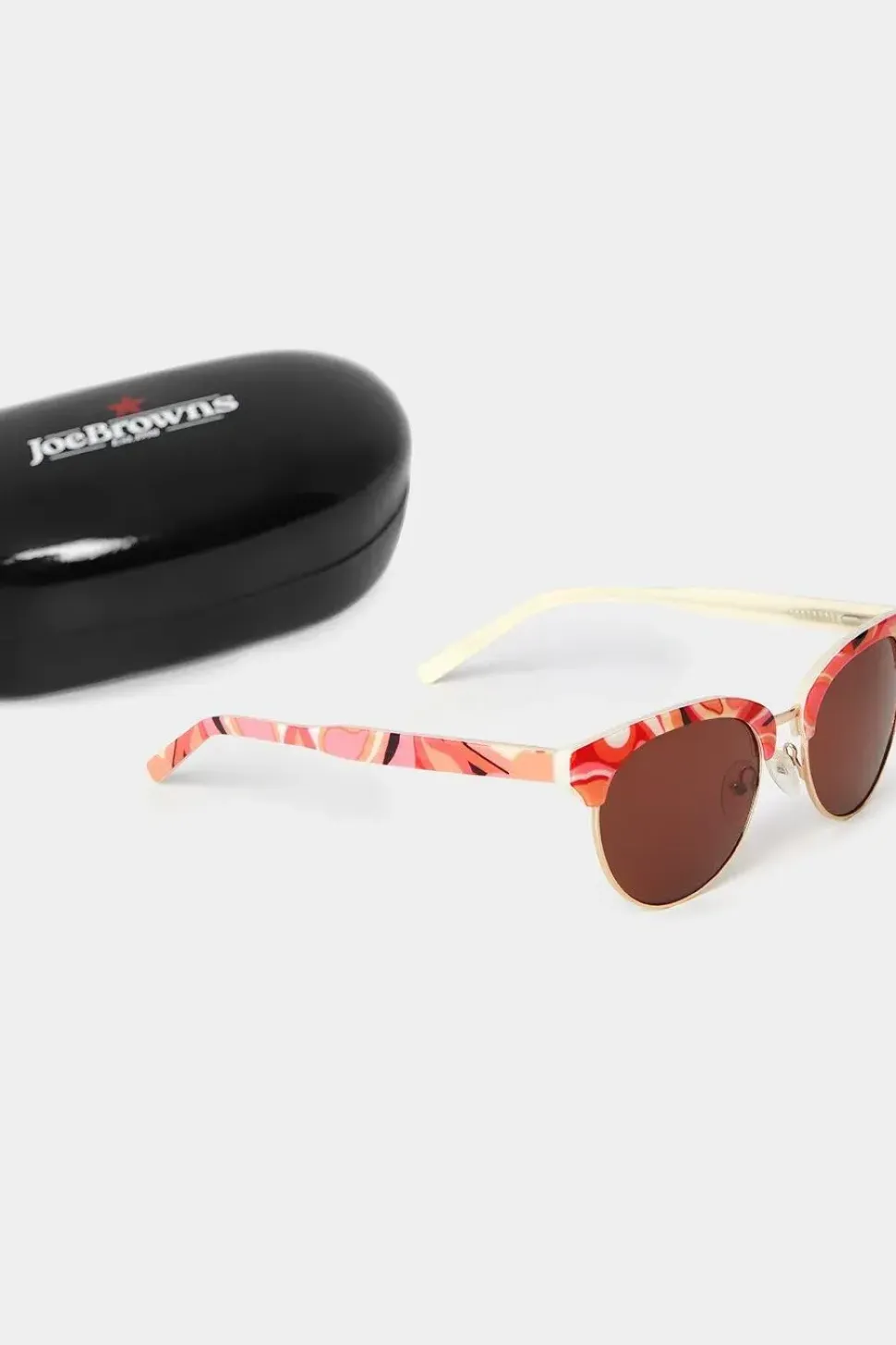Swirl Cat Eye Flare Wayfarer Sunglasses and Case