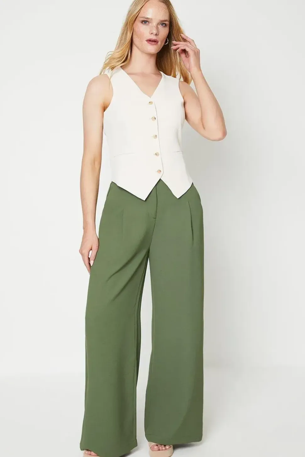 Tailored Wide Leg Trouser