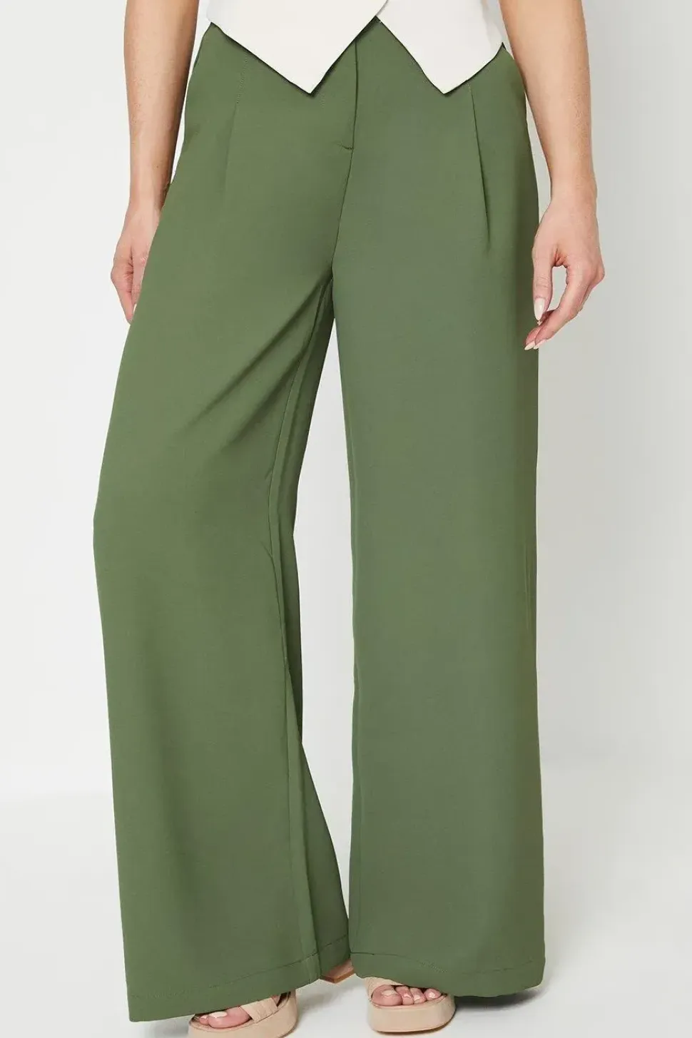 Tailored Wide Leg Trouser