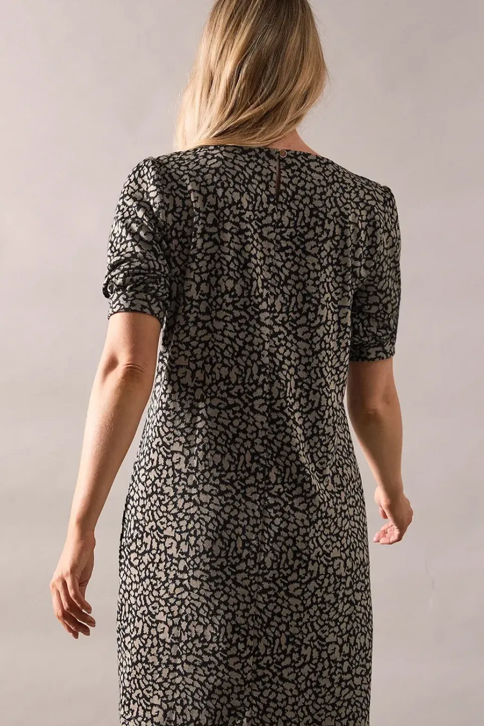Tall Black Short Sleeve Jacquard Ponte Shift Dress