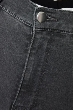 Tall Skinny ankle grazer Jean