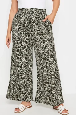 Textured Wide Leg Trousers