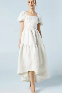 Tiered Puff Sleeve Jacquard Wedding Dress