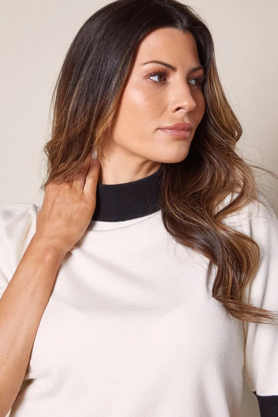 Tipped Puff Sleeve Knitted Top
