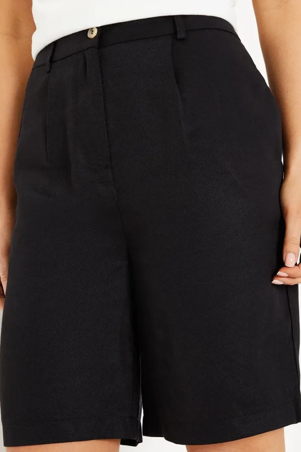 Top Stitch Longline Shorts