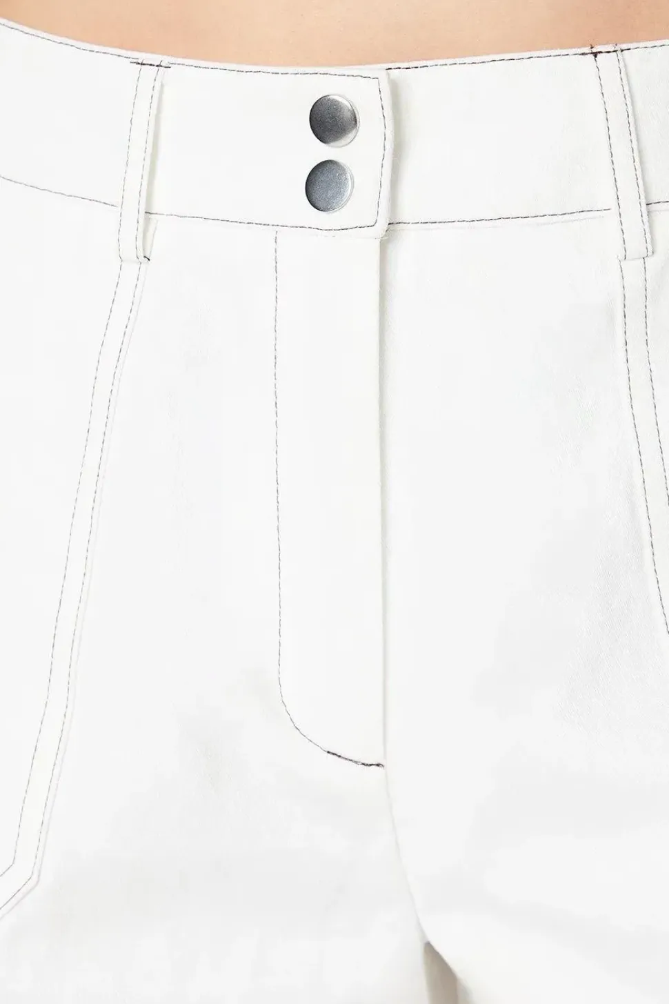 Twill Contrast Stitch Shorts