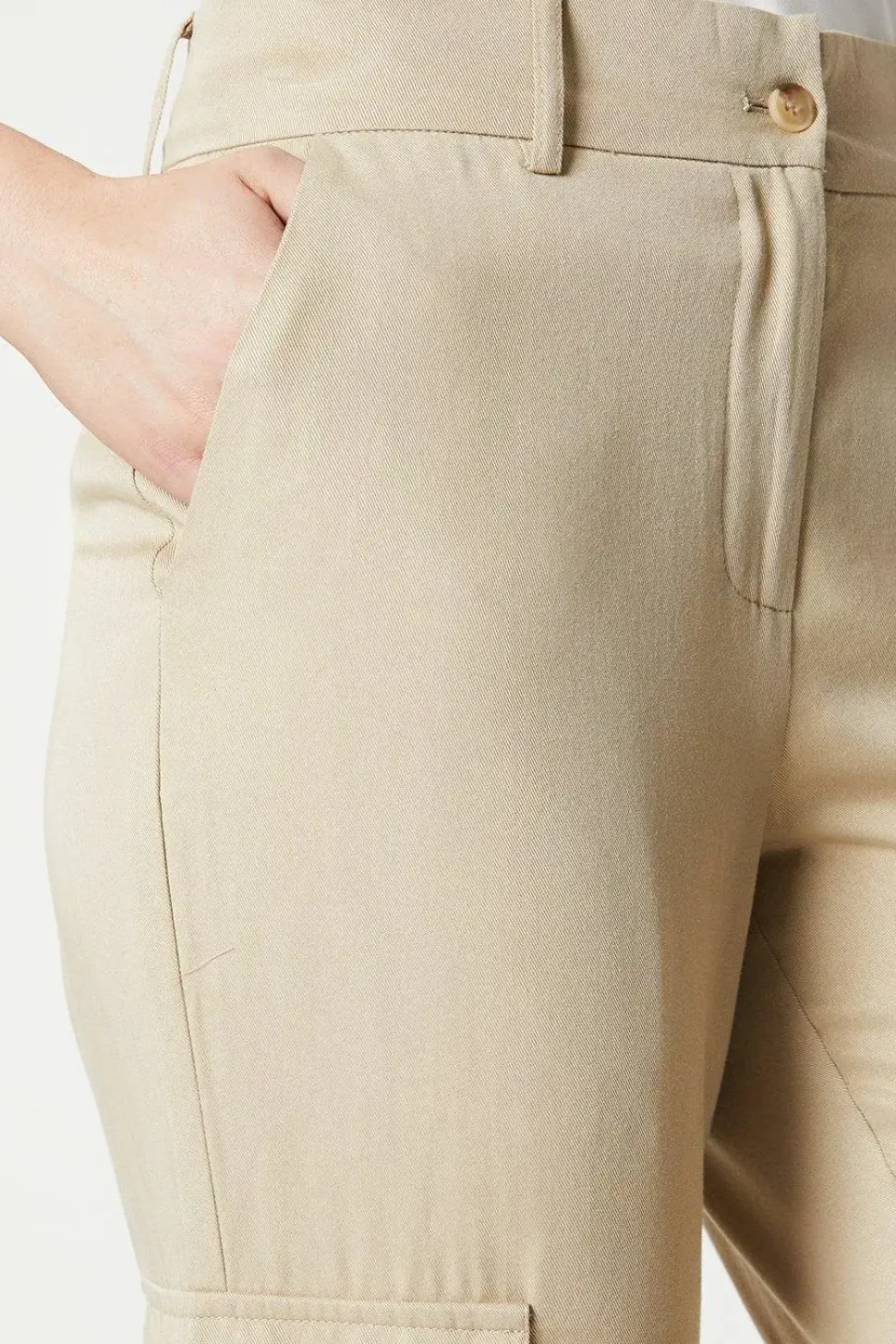 Utility Cargo Pocket Tapered Leg Trouser