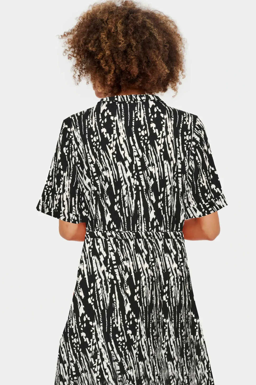 Valda With Short Sleeve Shirt Dress-Animal Print