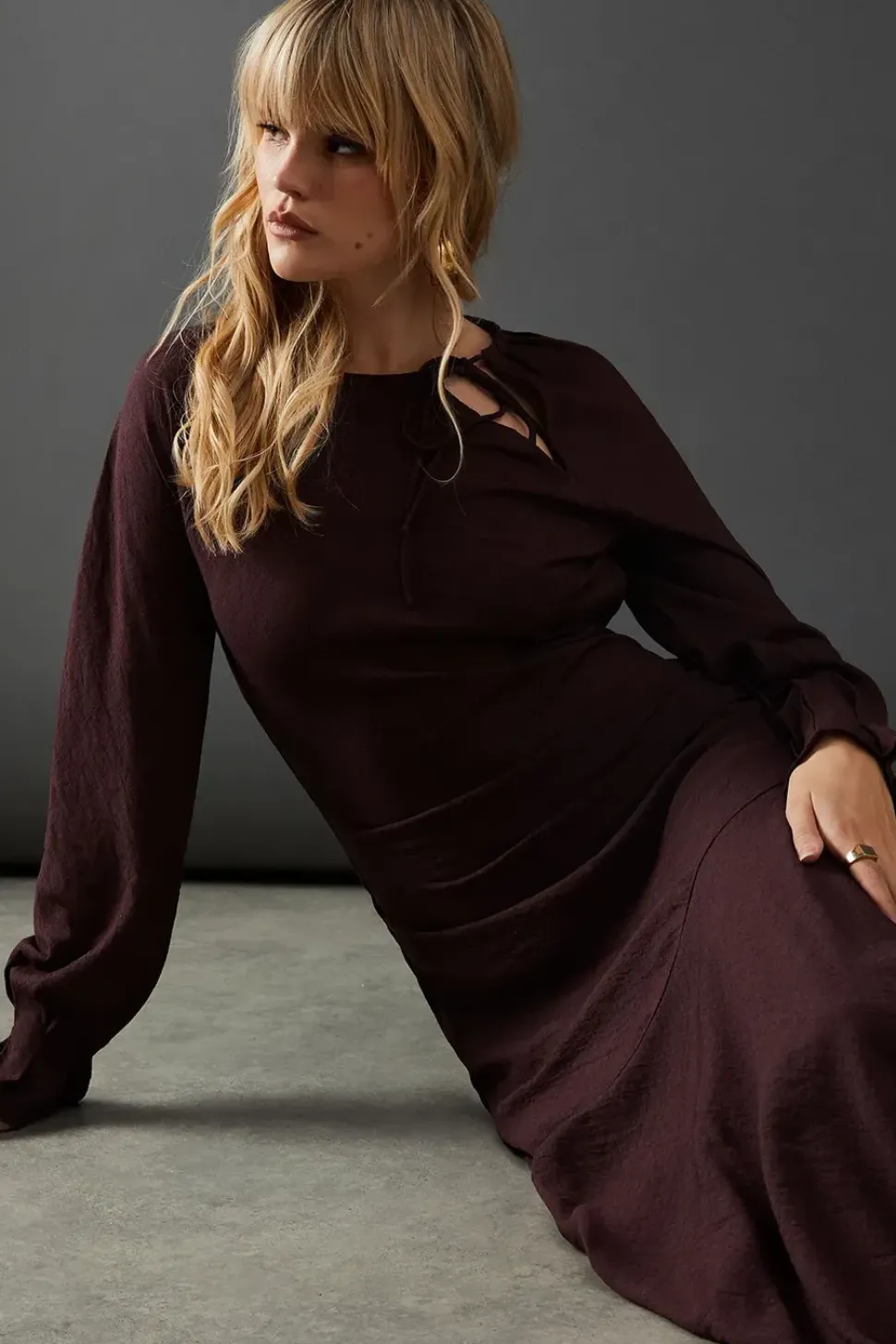 Viscose Twill Tie Shoulder Circle Tier Hem Midi Dress
