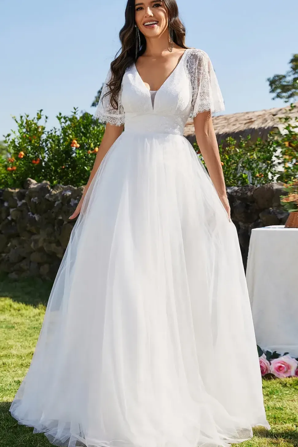 V-Neck Lace Tulle Wedding Dresses with Ruffled Sleeves