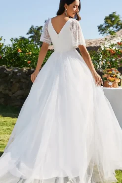 V-Neck Lace Tulle Wedding Dresses with Ruffled Sleeves
