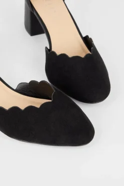 Wide Fit Darling Scallop Detail Two Part Court Shoes