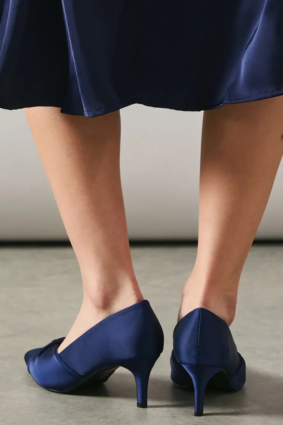 Wide Fit Delina Satin Twist Front Kitten Heel Court Shoe