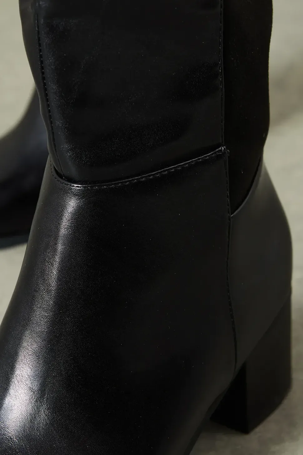 Wide Fit Haver Back Stretch Mid Block Heel Knee Boots