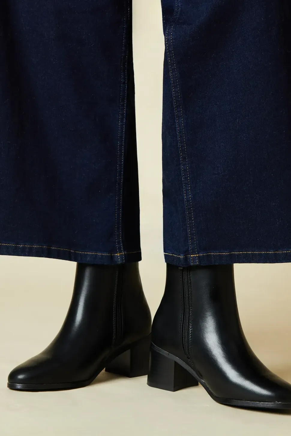 Wide Fit Maias Block Heel Chelsea Boots