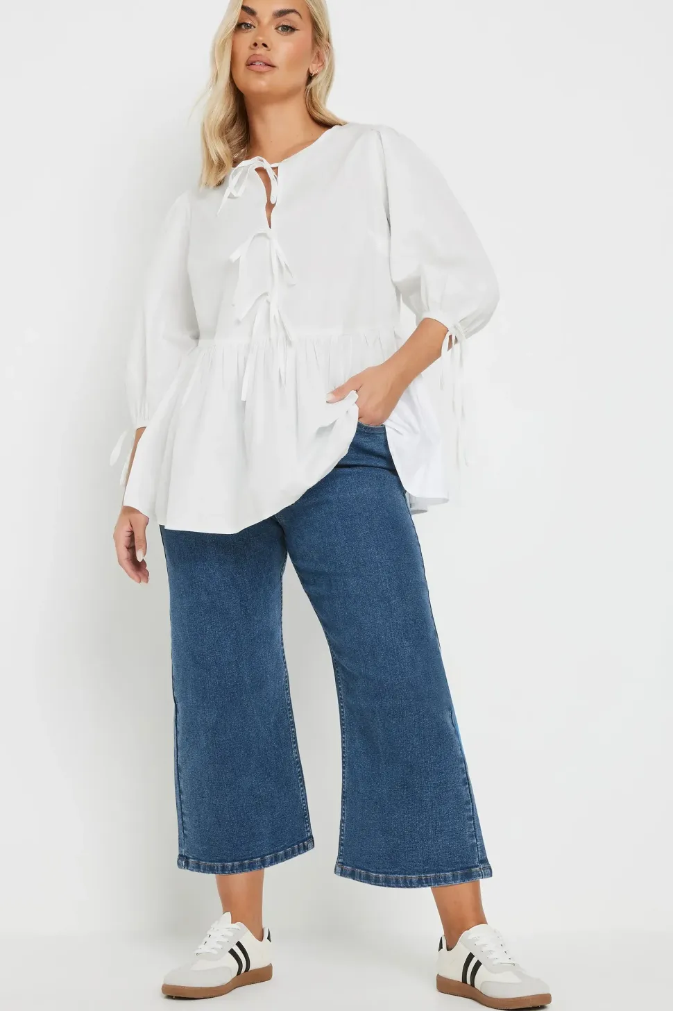 Wide Leg Cropped Denim Jeans
