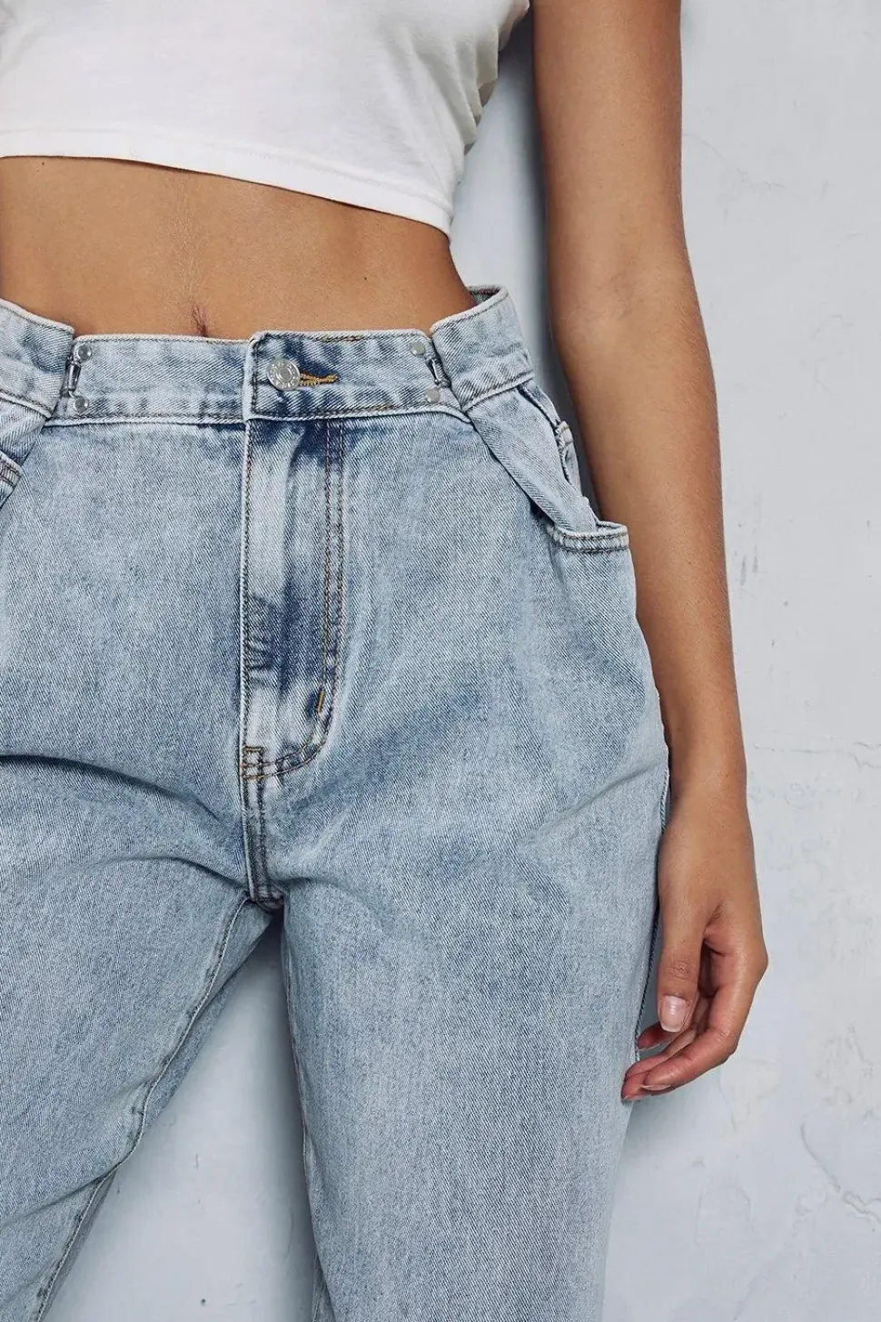 Wide Leg Pleated Waist Denim Jeans