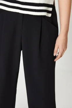 Wide Leg Relaxed Trousers