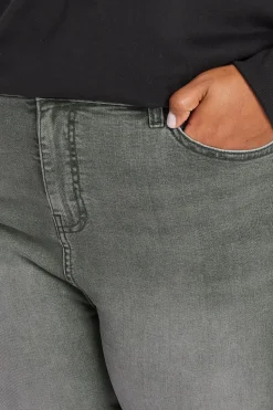 Wide Leg Turn Up Jeans