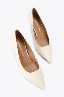 'Anna'  Heels