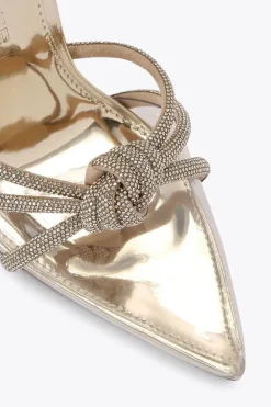 'Ava' Heels