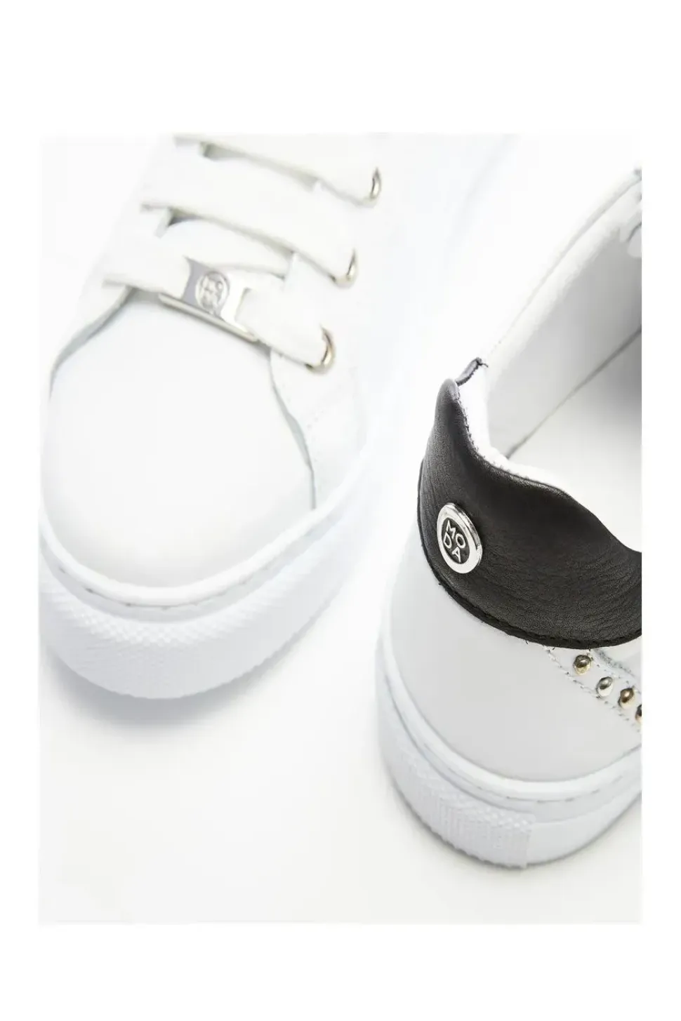 'Bradd' Leather Trainers