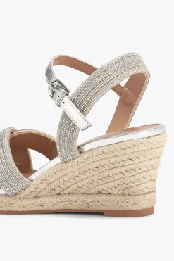 'Divine' Heels