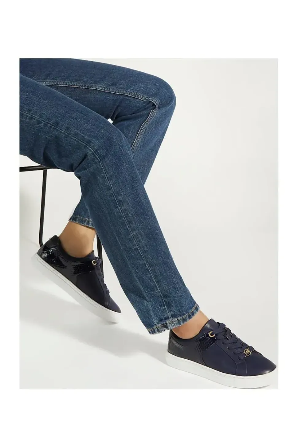 'Elodiie' Trainers