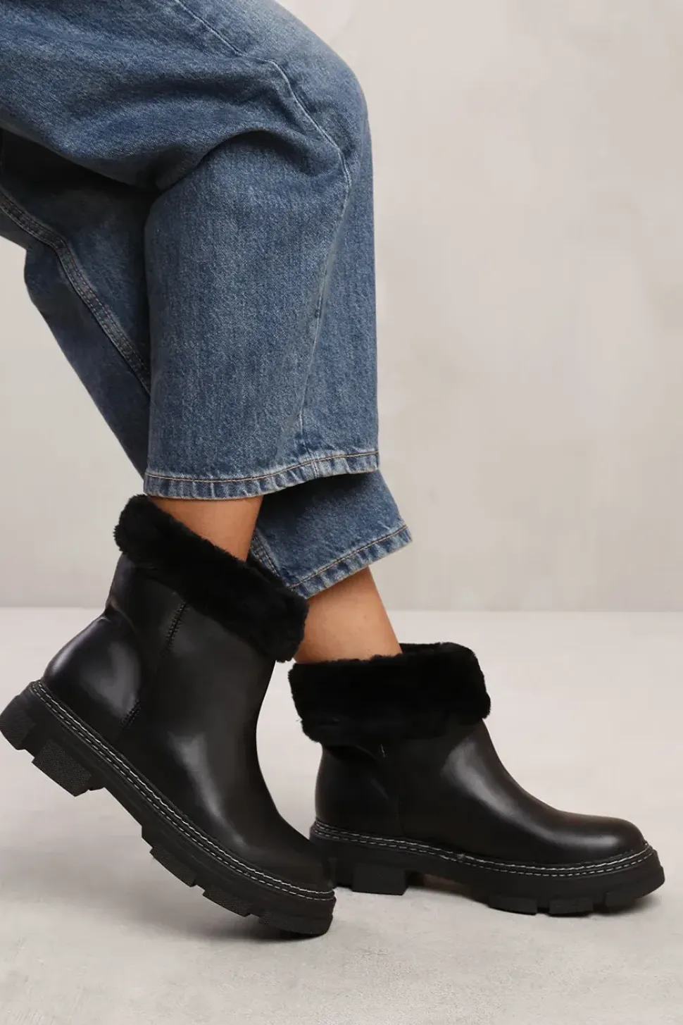 'Eva' Ankle Boot With Fur Lining