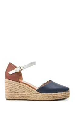 'Gialla' Leather Court Shoes