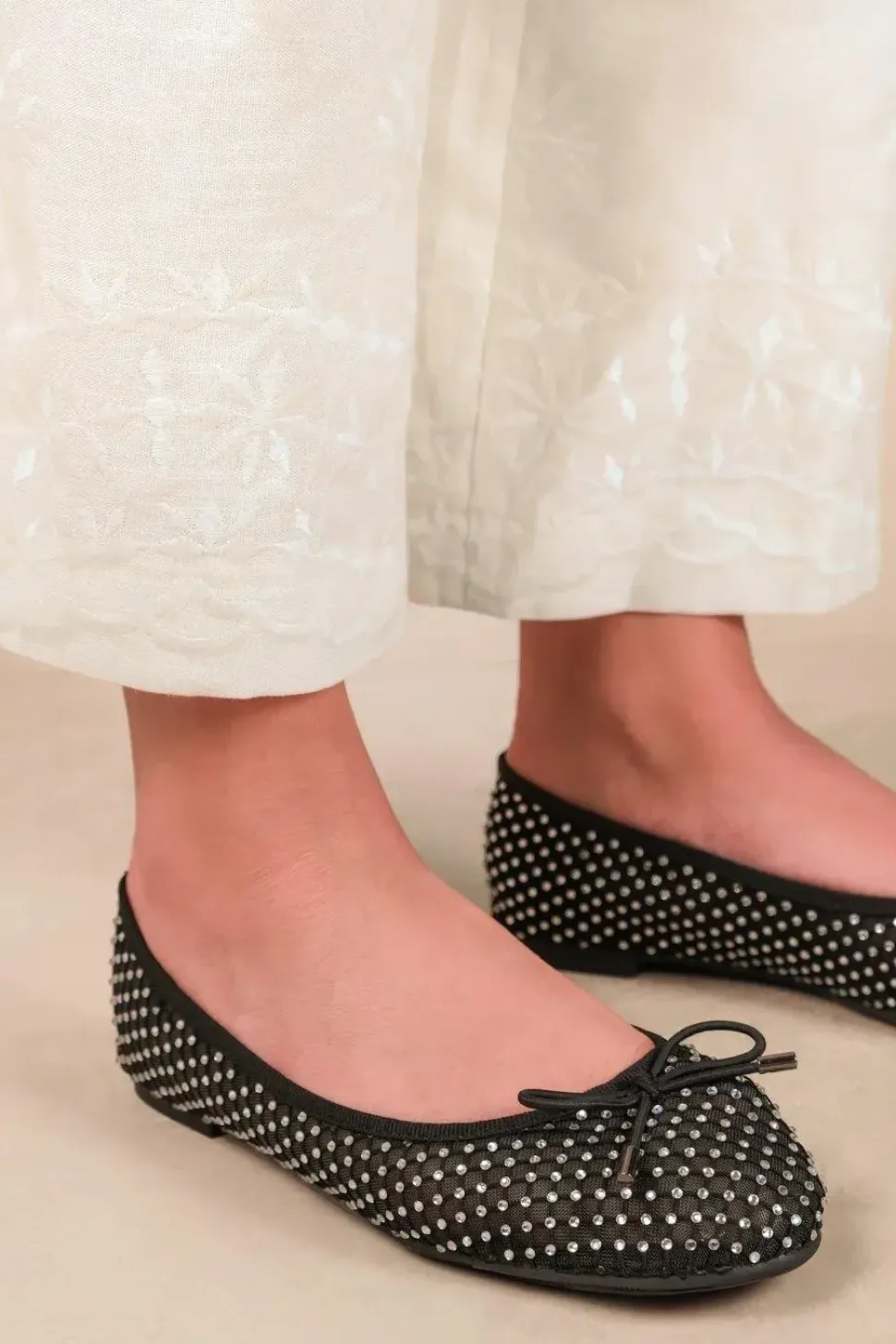 'Glisten' Diamante Detail Pump