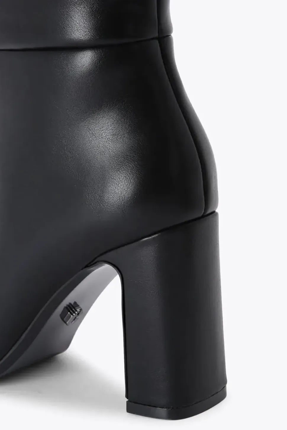 'Jackpot Knee' Boots