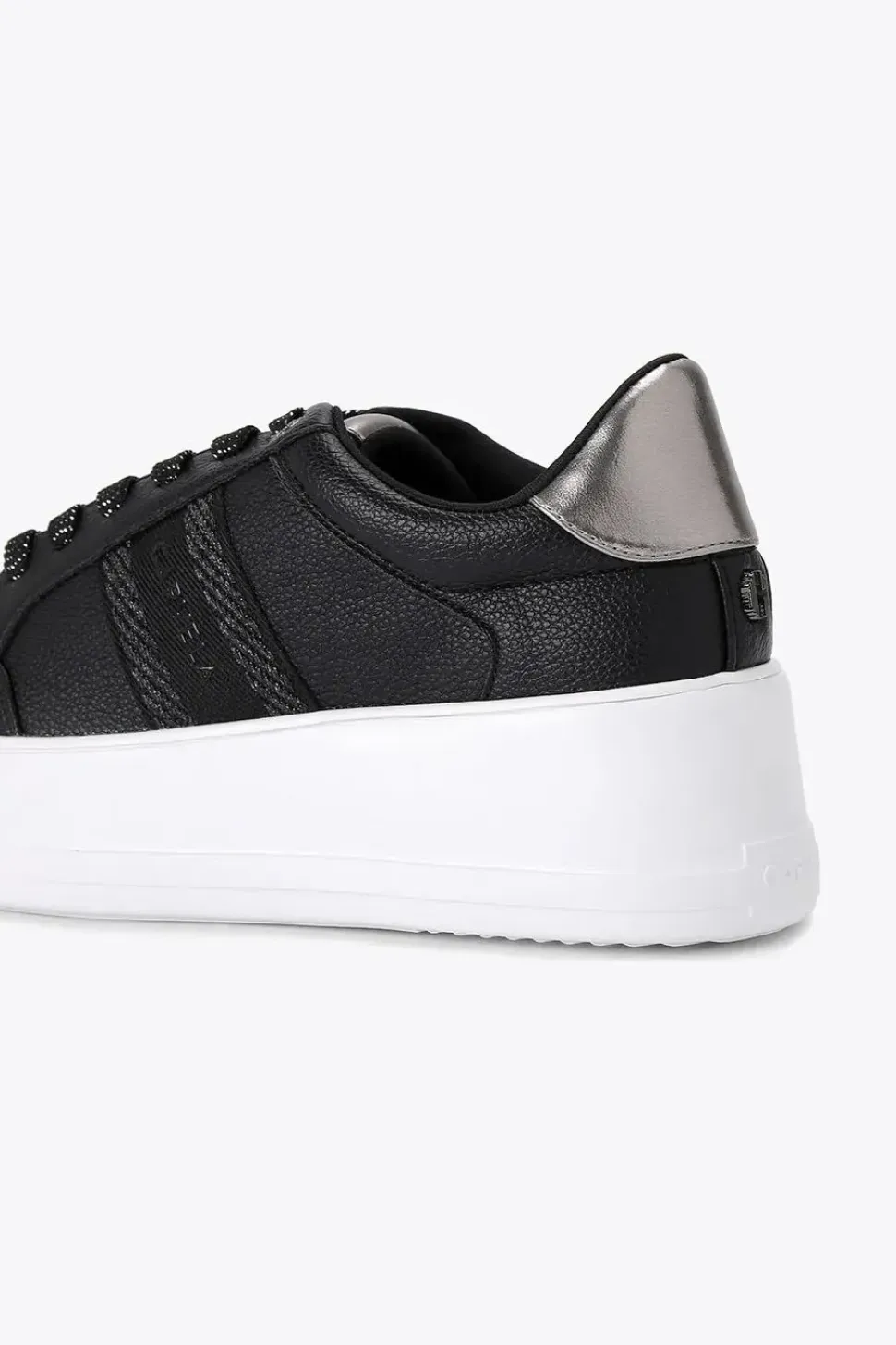 'Jive Tape' Trainers