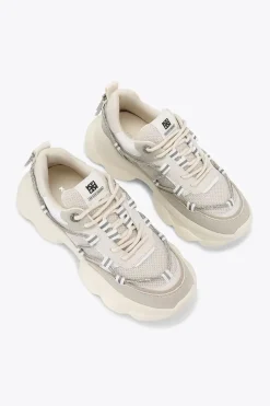 'Kaiden'  Trainers