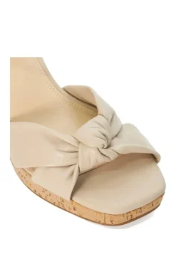 'Kaino' Leather Wedges