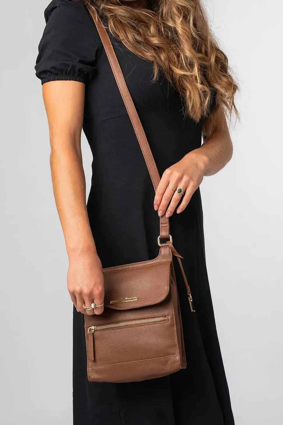 'Kempston' Leather Cross Body Bag
