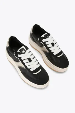 'Kick'  Trainers