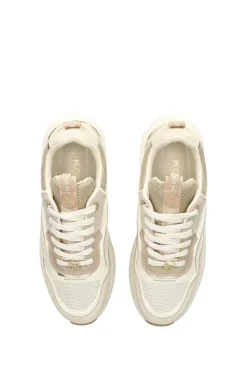 'Leila'  Trainers