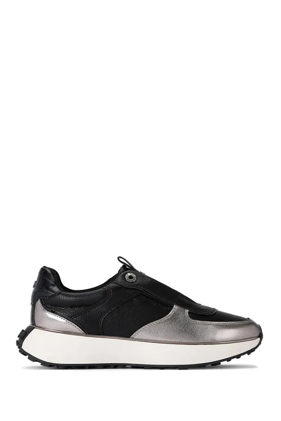 'Logan Laceless' Trainers