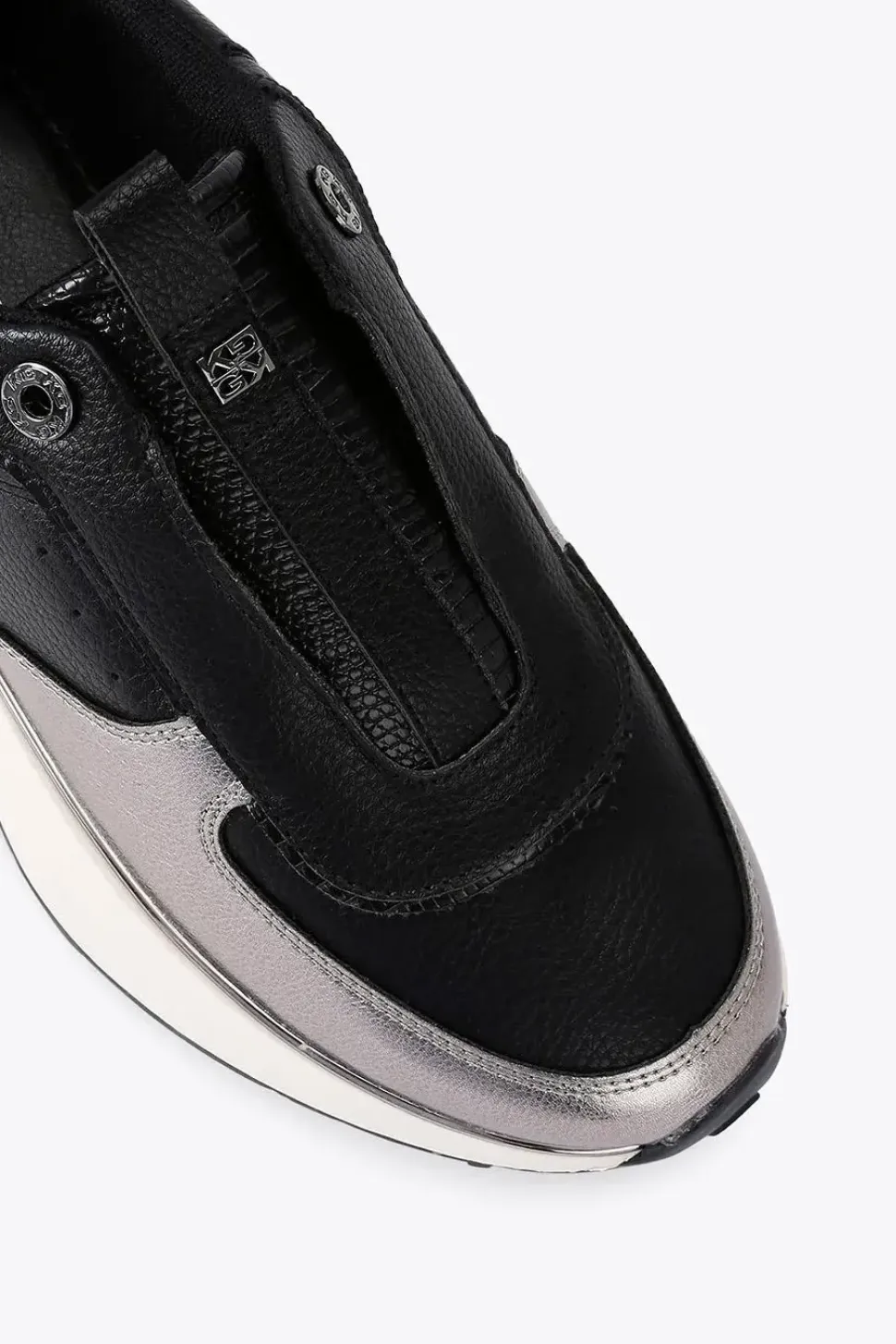 'Logan Laceless' Trainers
