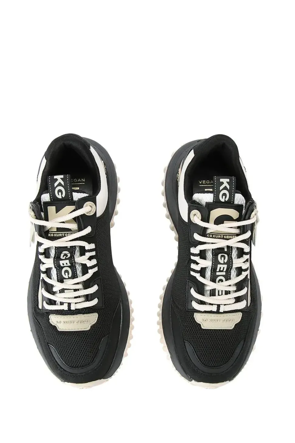 'Lowell Zip' Trainers