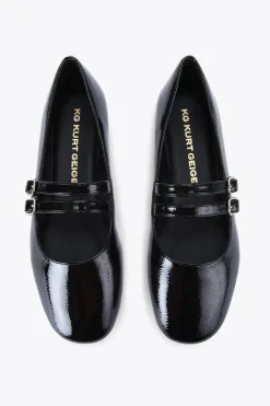 'Magic2'  Flats